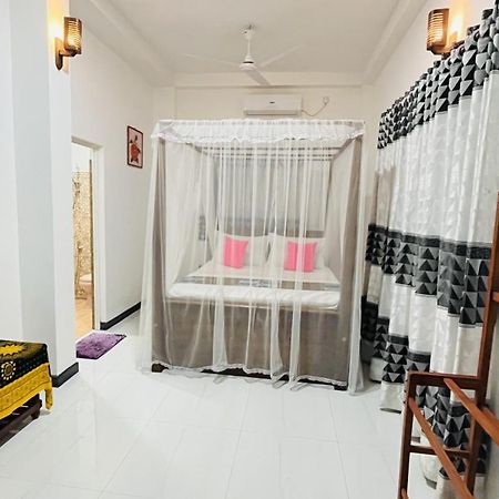 Jilan Homestay 벤토타 외부 사진